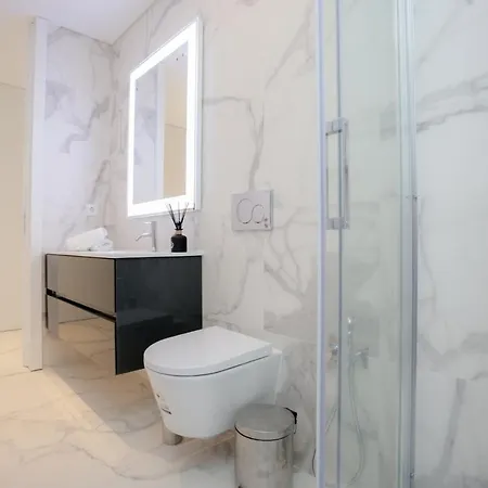 Sea Side Luxury Апартаменты *